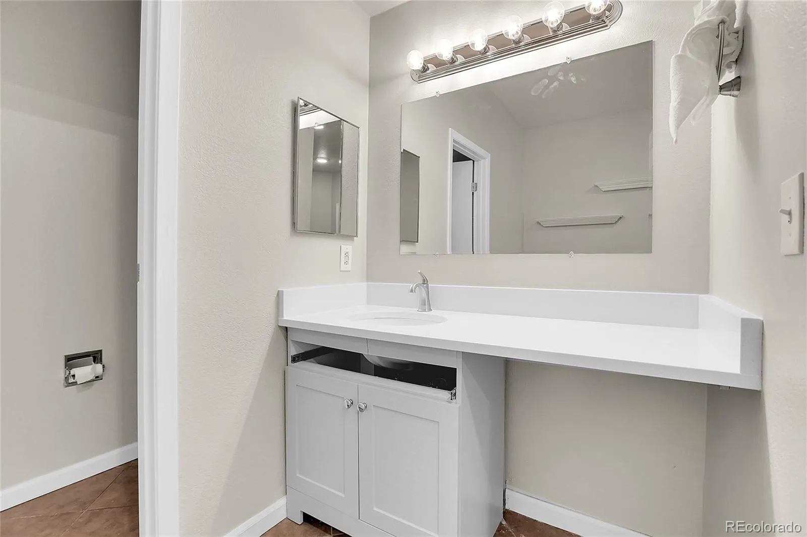 04072026101742 1600 23