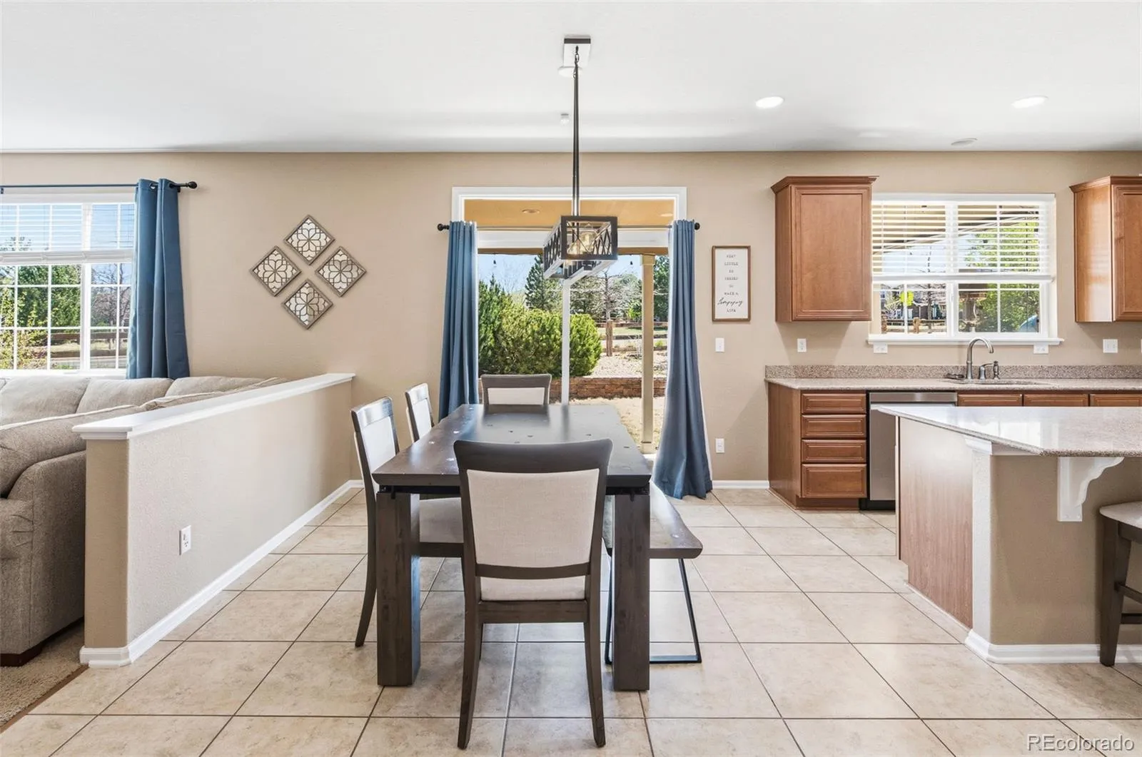 6372 S Jackson Gap Court Aurora CO 80016 MLS #REC9260120 04302026203653 1600 5