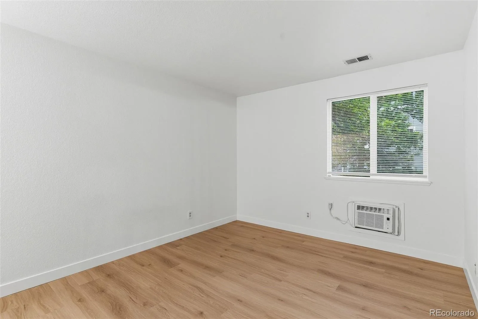 17620 E Loyola Drive #1722R Aurora CO 80013 | MLS #REC9261336 08152026184250 1600 10