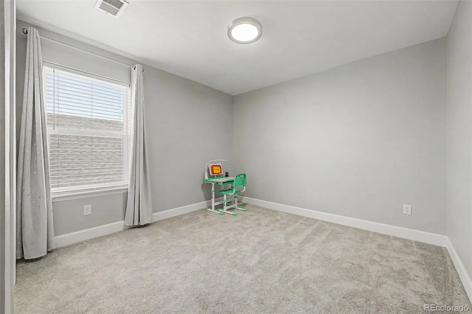 9805 Ceylon Court Commerce City CO 80022 MLS #REC9261366 06142026233959 1600 36