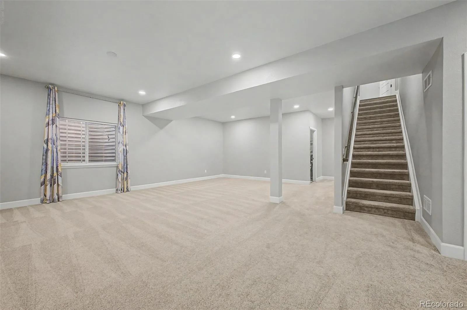 9805 Ceylon Court Commerce City CO 80022 MLS #REC9261366 06142026233959 1600 38