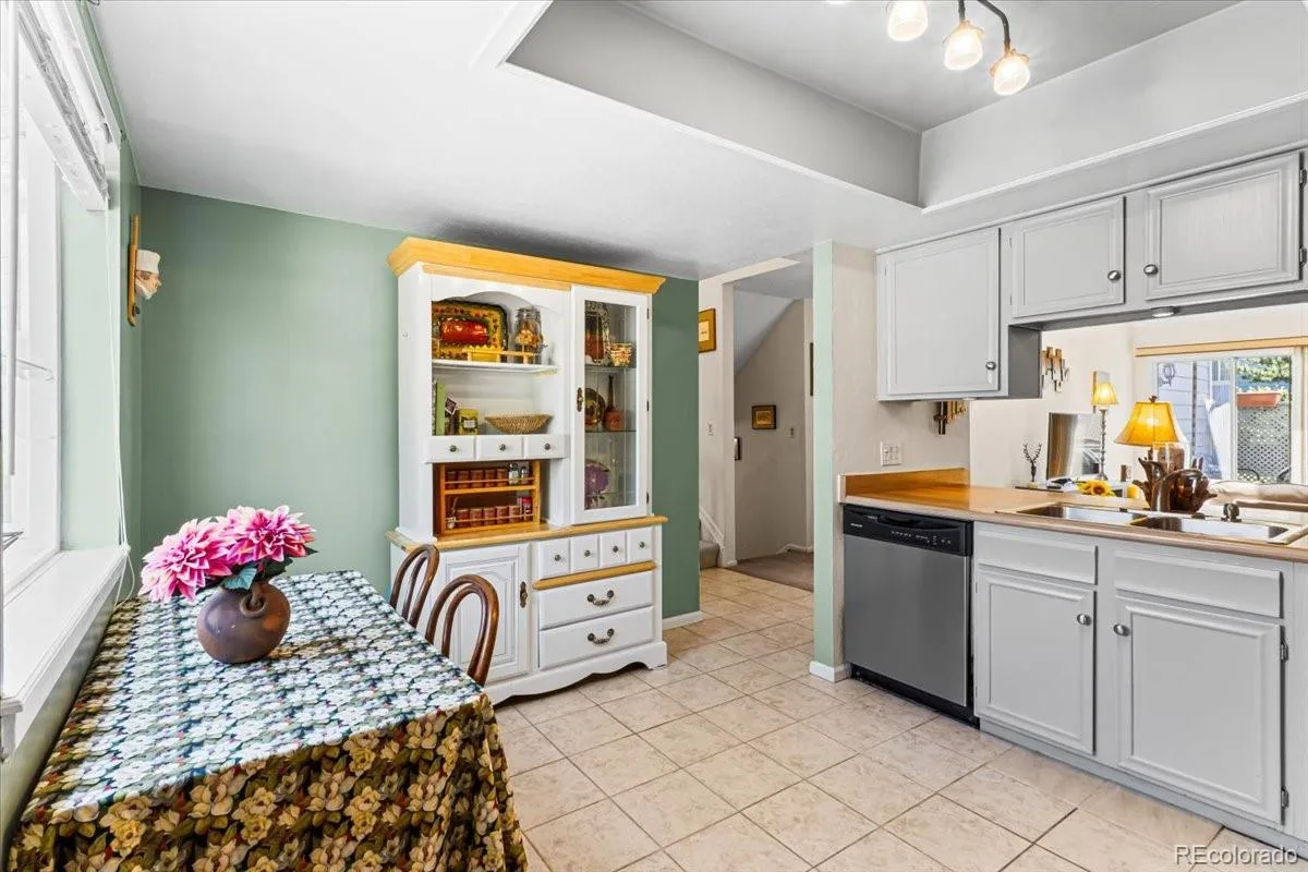 13652 E Evans Avenue Aurora CO 80014 MLS #REC9262022 06242026004741 1200 11