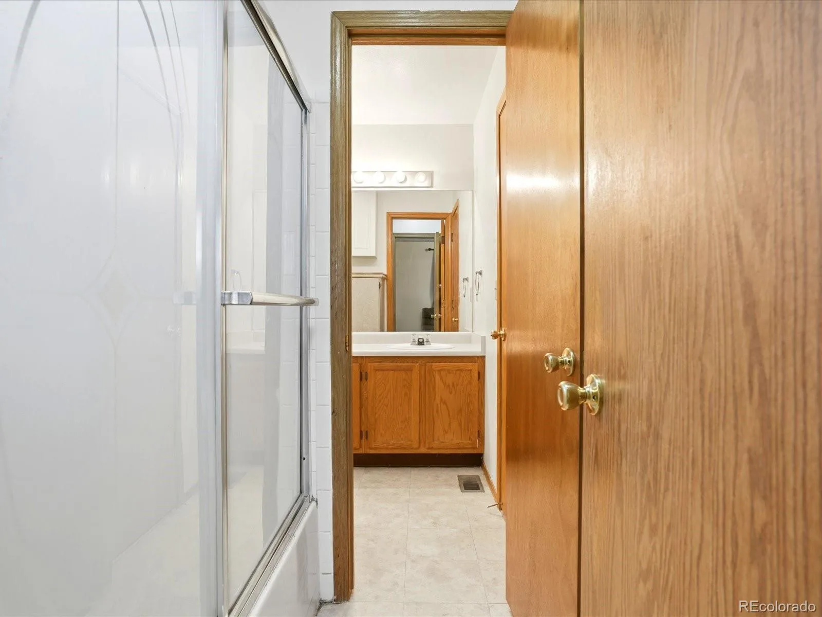 1890 Granby Court Aurora CO 80011 | MLS #REC9264572 10152026195525 1600 13