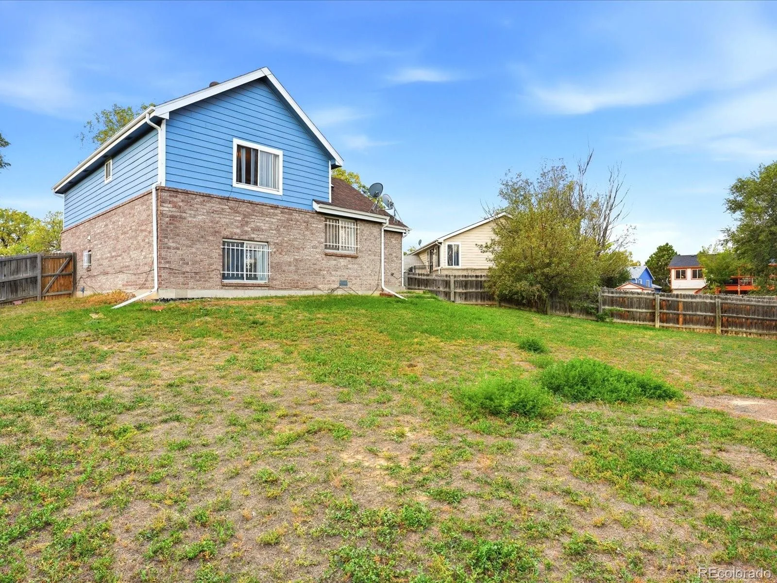 1890 Granby Court Aurora CO 80011 | MLS #REC9264572 10152026195525 1600 17