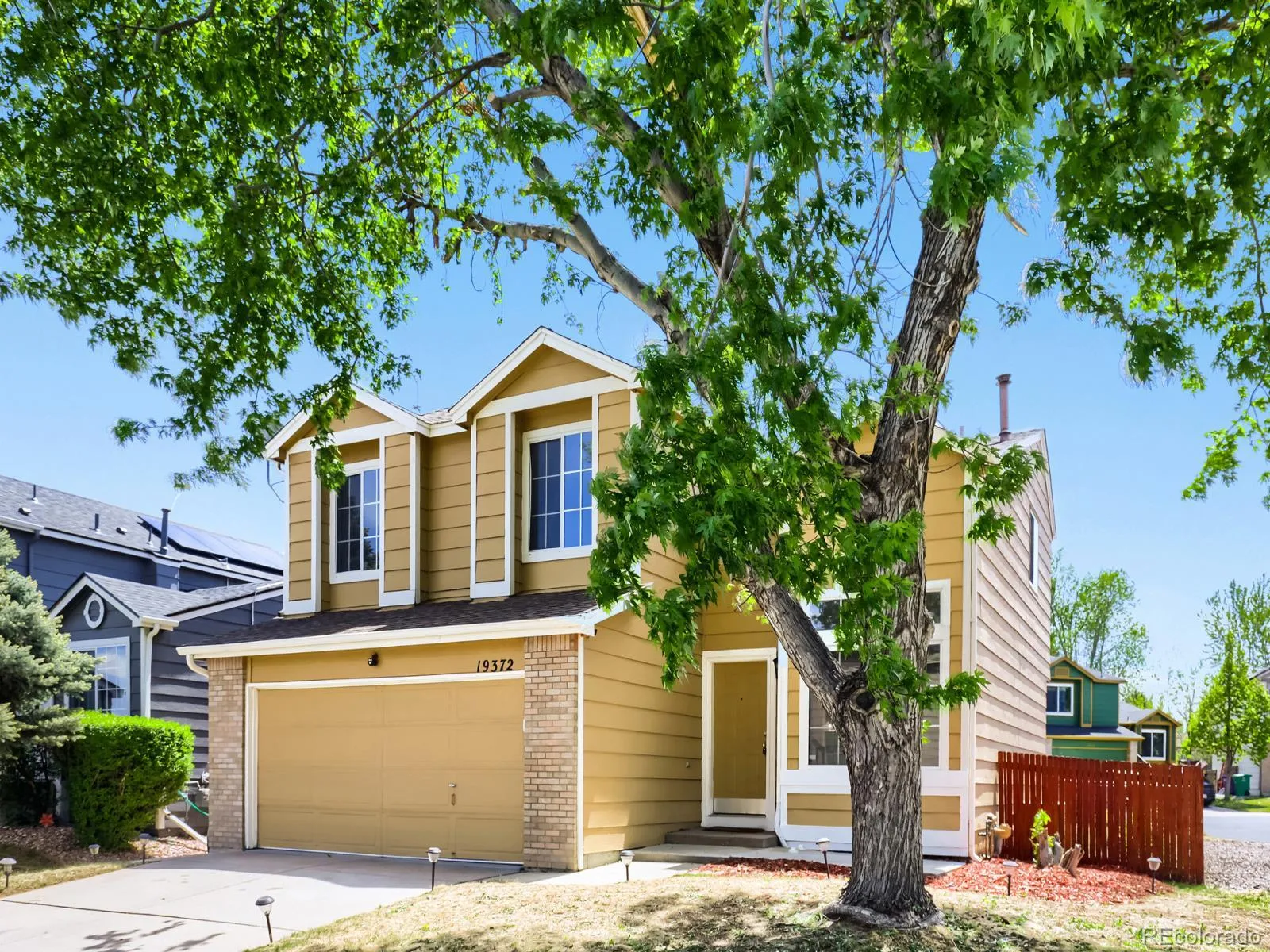 19372 E 41st Avenue Denver CO 80249 MLS #REC9264589 05102026023357 1600 0
