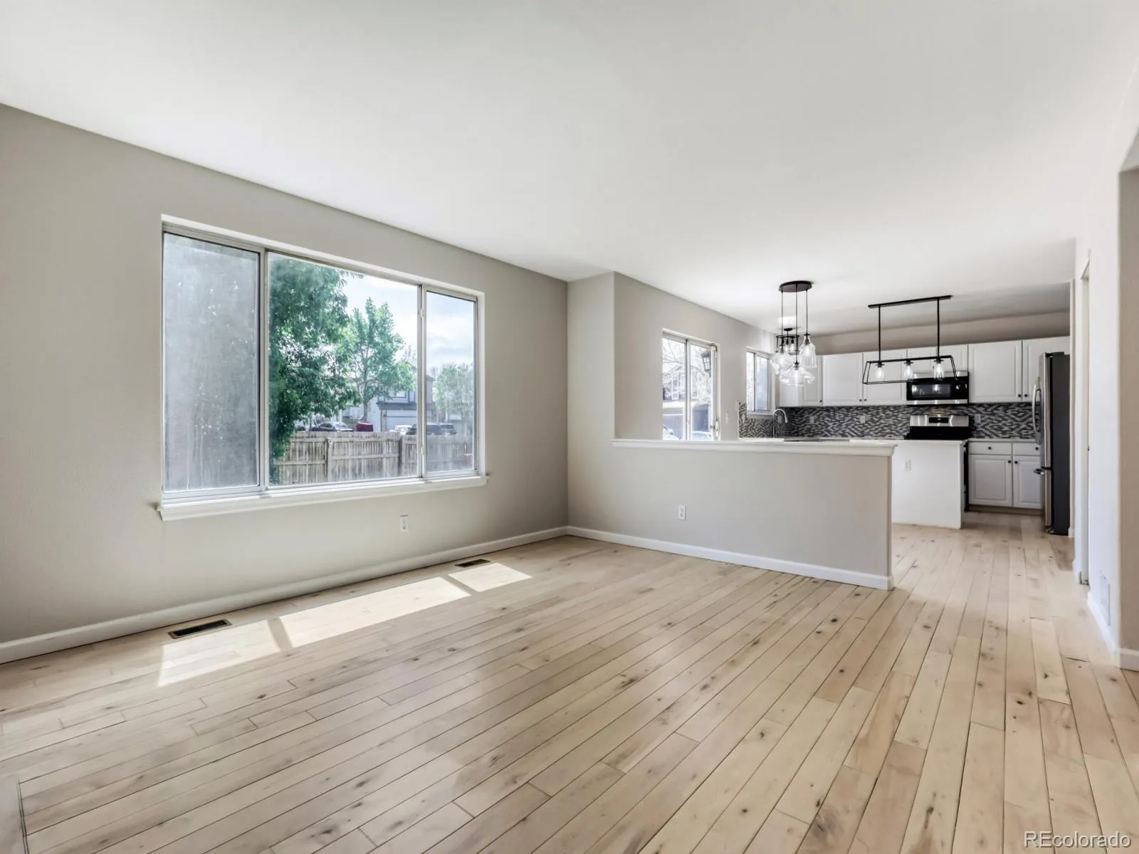 19372 E 41st Avenue Denver CO 80249 MLS #REC9264589 05102026023357 1600 11