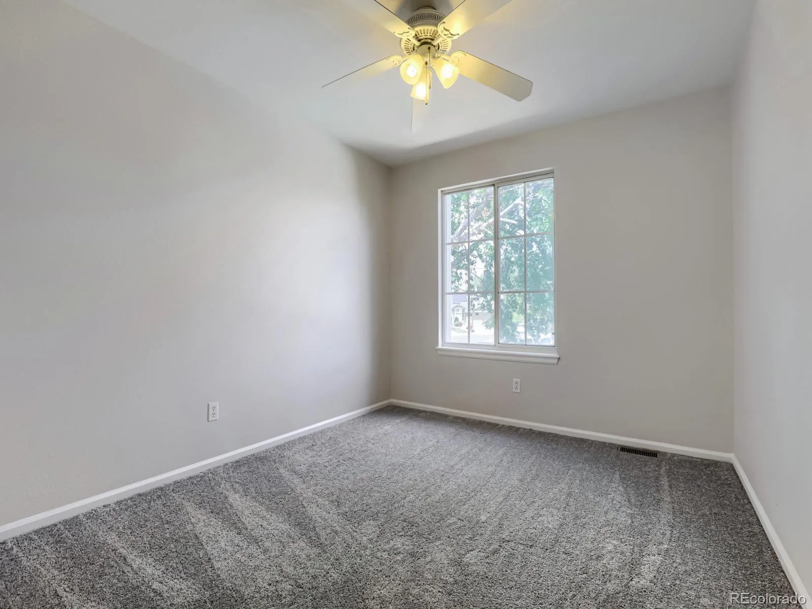 19372 E 41st Avenue Denver CO 80249 MLS #REC9264589 05102026023357 1600 18