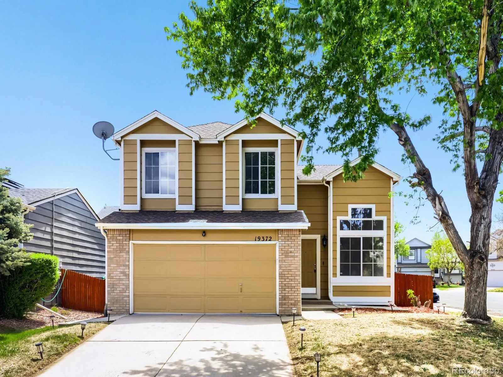 19372 E 41st Avenue Denver CO 80249 MLS #REC9264589 05102026023357 1600 2