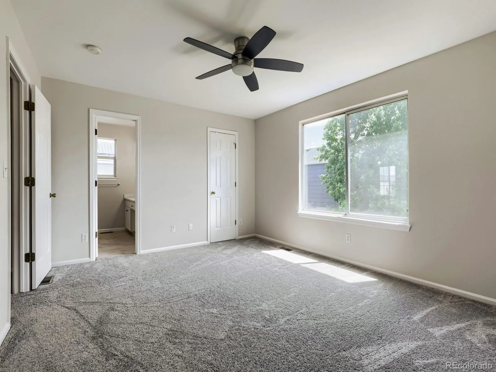 19372 E 41st Avenue Denver CO 80249 MLS #REC9264589 05102026023357 1600 22