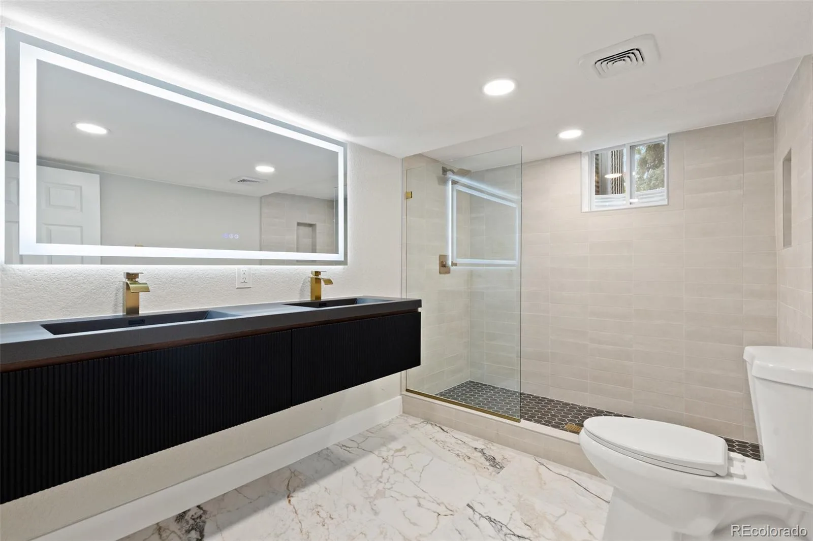 5326 E Atlantic Place Denver CO 80222 | MLS #REC9265366 10022026184730 1600 21