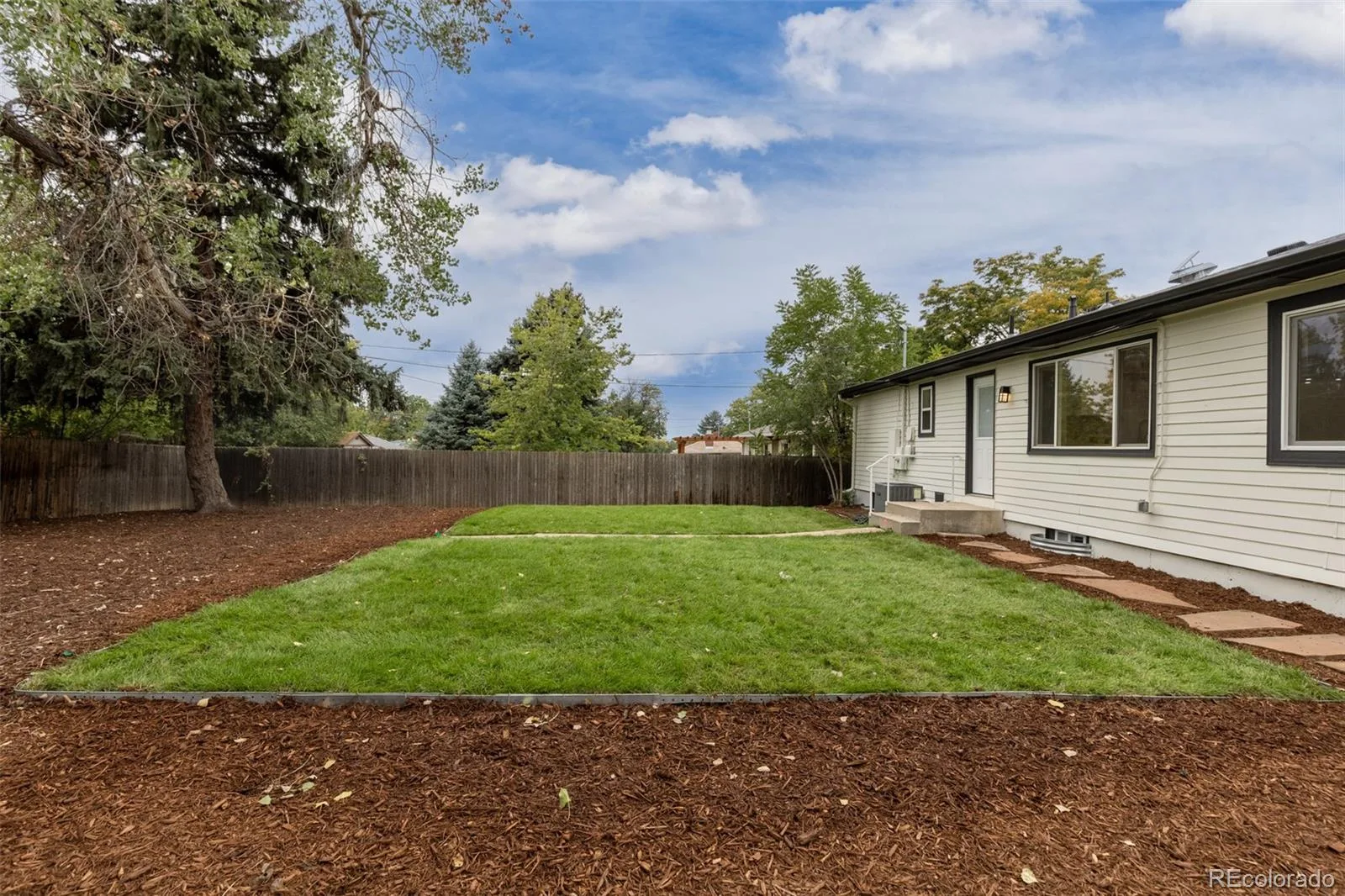 5326 E Atlantic Place Denver CO 80222 | MLS #REC9265366 10022026184730 1600 32