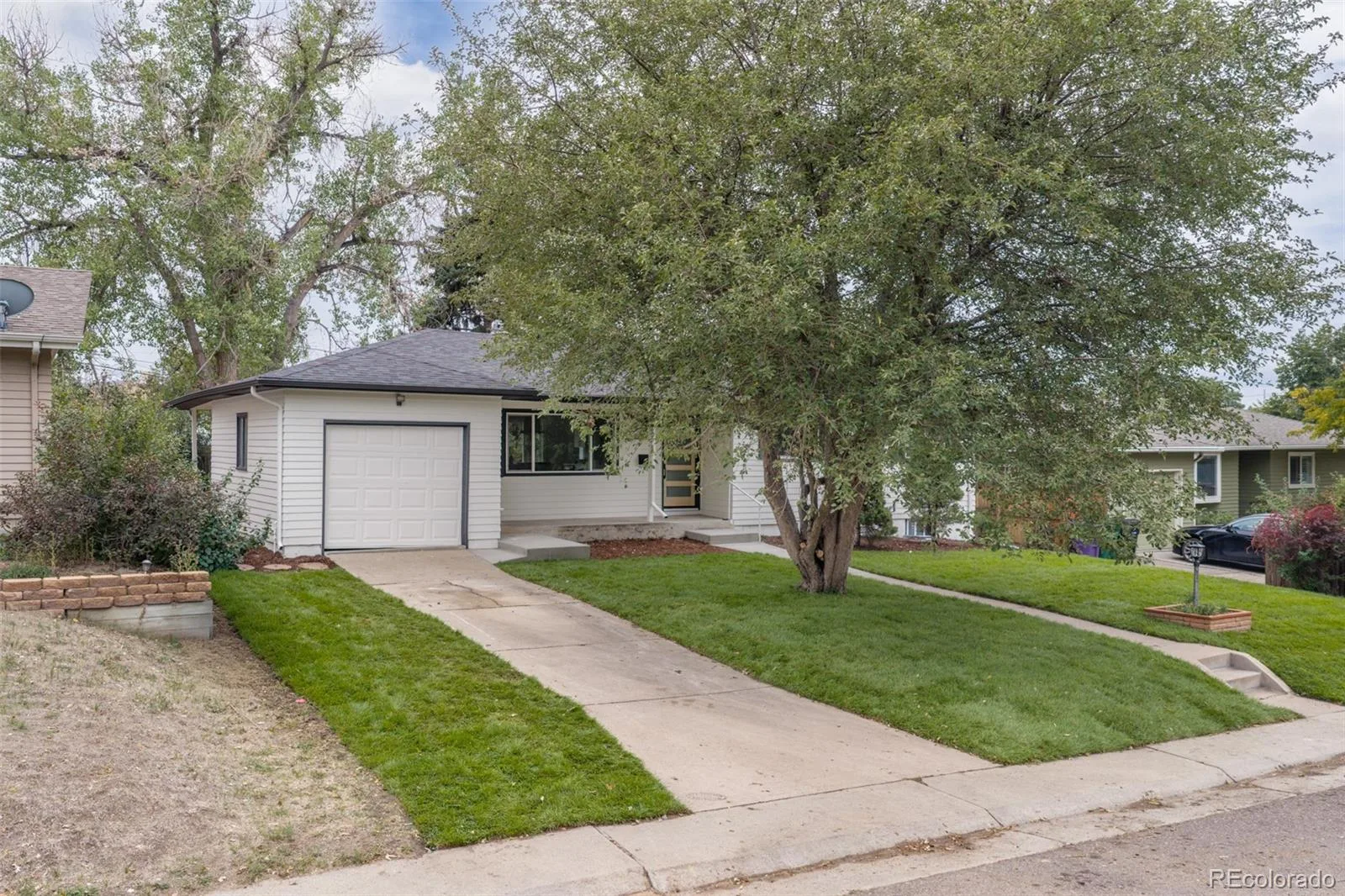 5326 E Atlantic Place Denver CO 80222 | MLS #REC9265366 10022026184730 1600 34