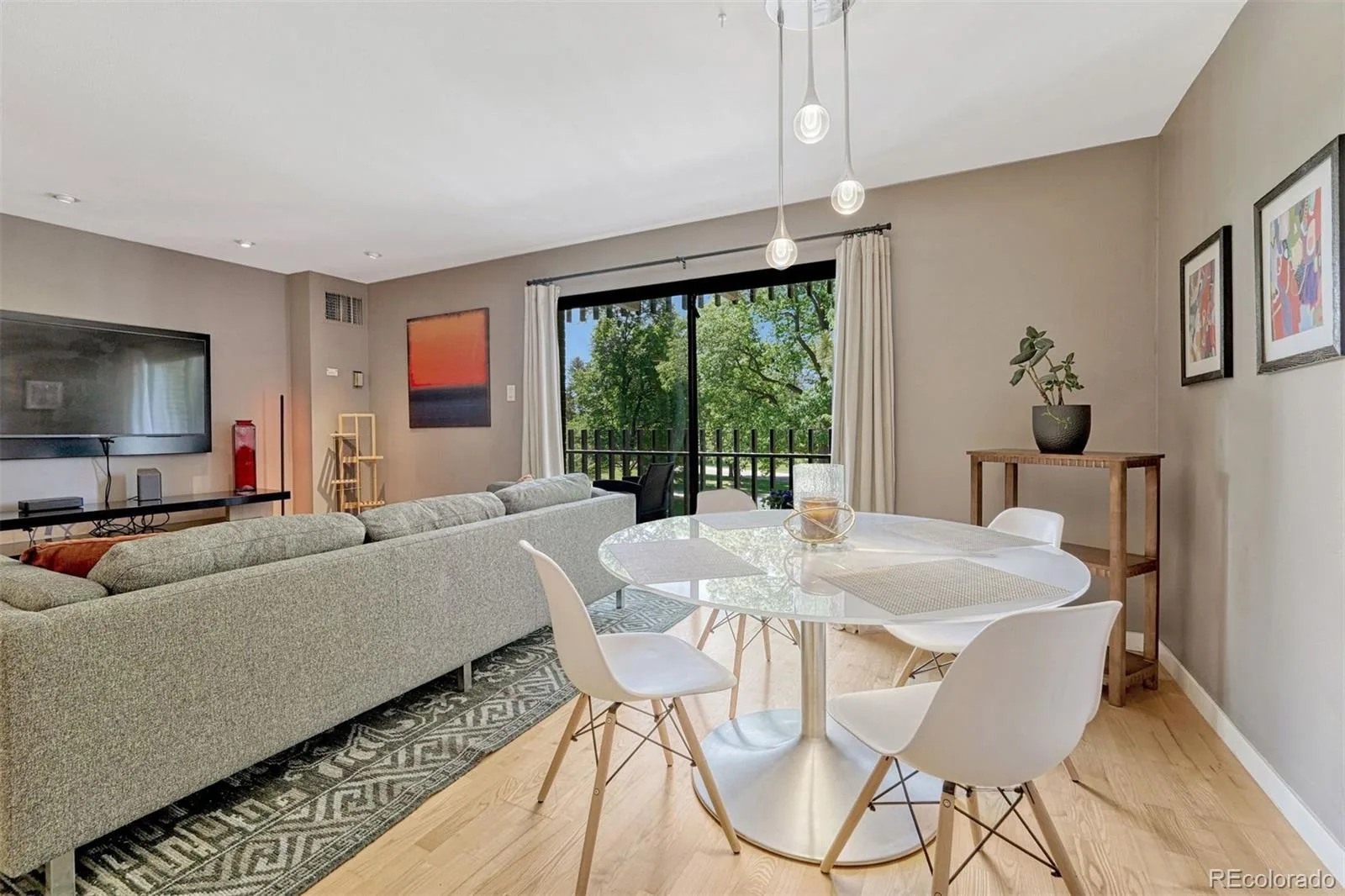 480 S Marion Parkway #305 Denver CO 80209 MLS #REC9270001 06032026184628 1600 11