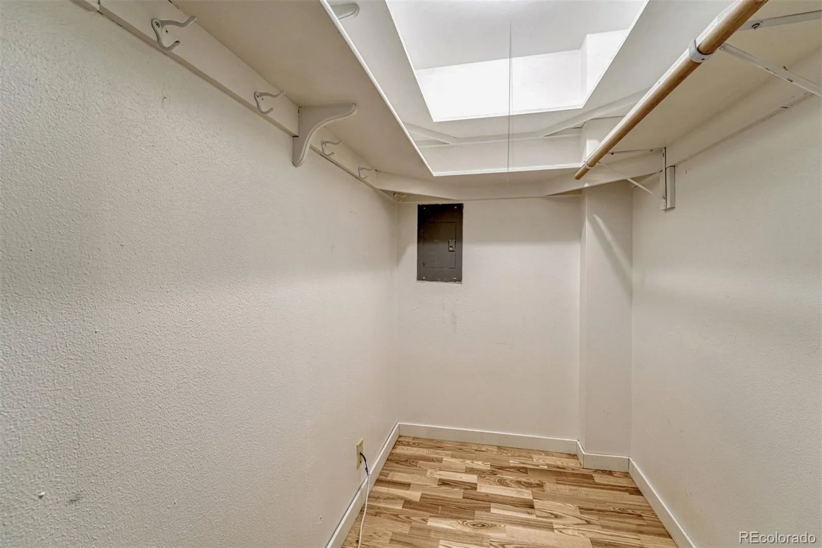 480 S Marion Parkway #305 Denver CO 80209 MLS #REC9270001 06032026184628 1600 19