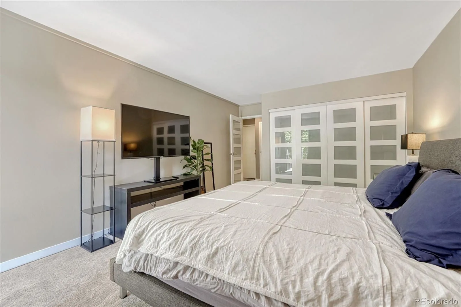 480 S Marion Parkway #305 Denver CO 80209 MLS #REC9270001 06032026184628 1600 30