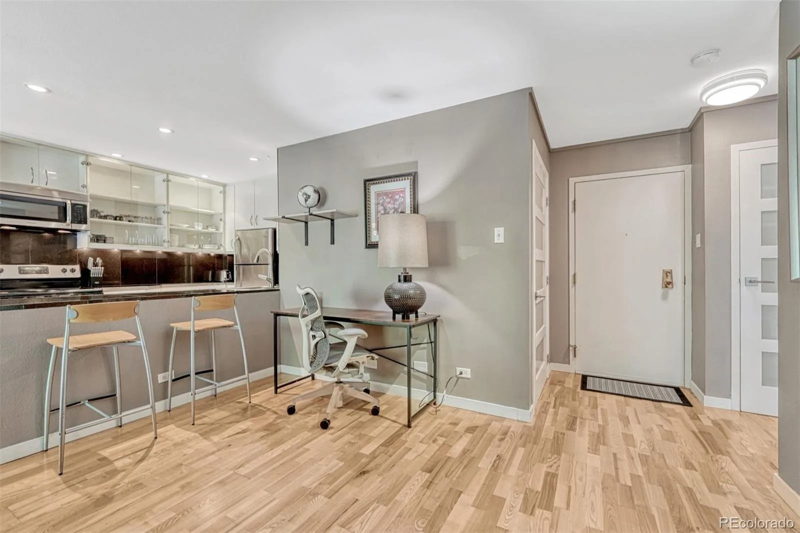 480 S Marion Parkway #305 Denver CO 80209 MLS #REC9270001 06032026184628 1600 34