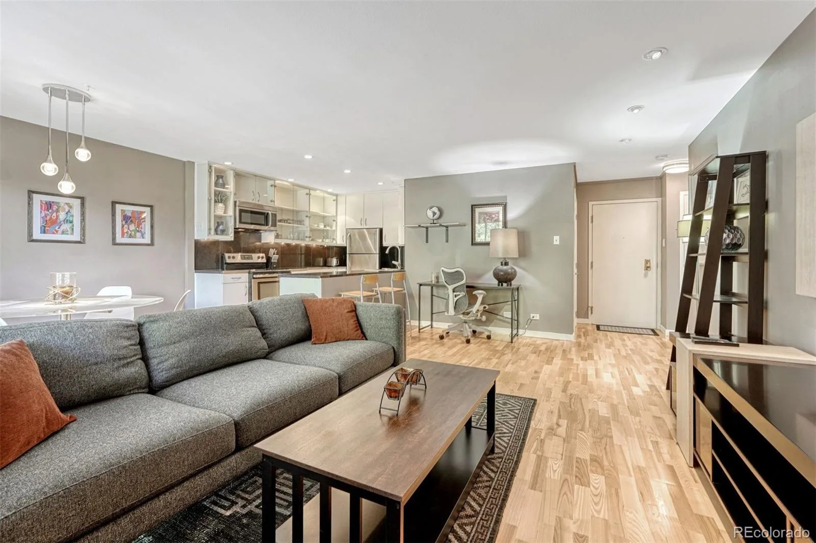 480 S Marion Parkway #305 Denver CO 80209 MLS #REC9270001 06032026184628 1600 4