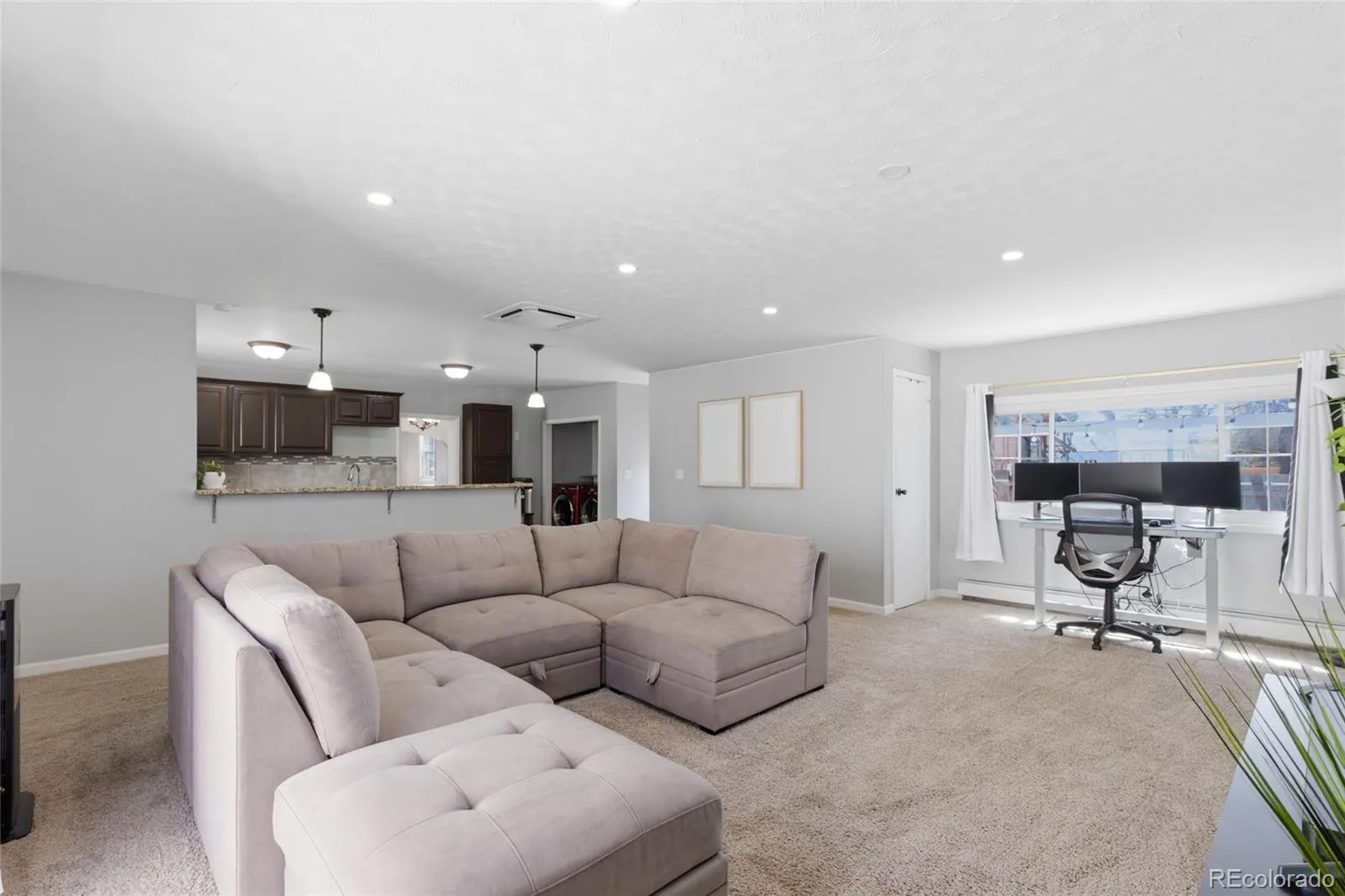 04172026185340 1600 15