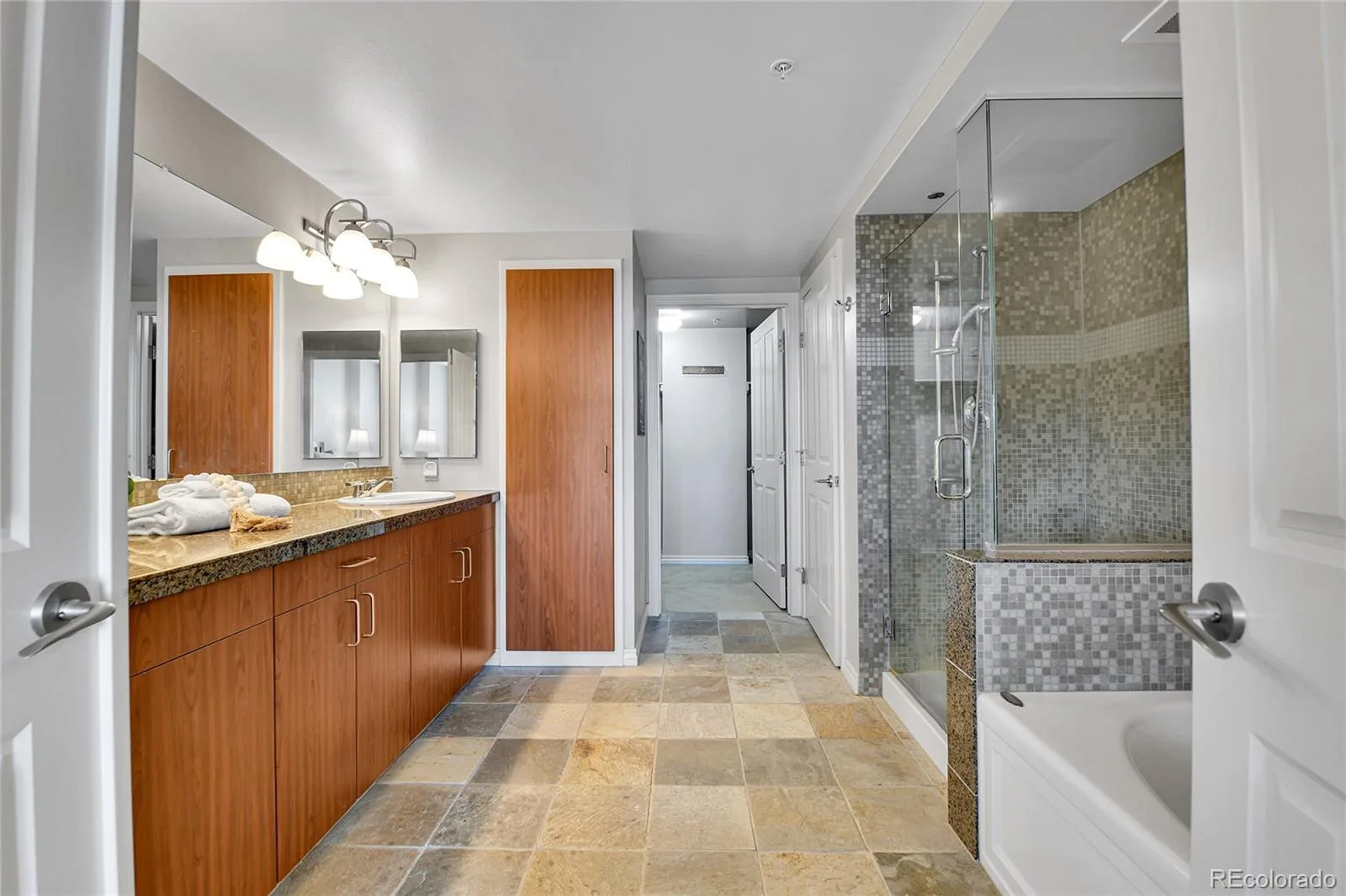 8100 E Union Avenue #1413 Denver CO 80237 | MLS #REC9272610 10092026202739 1600 30