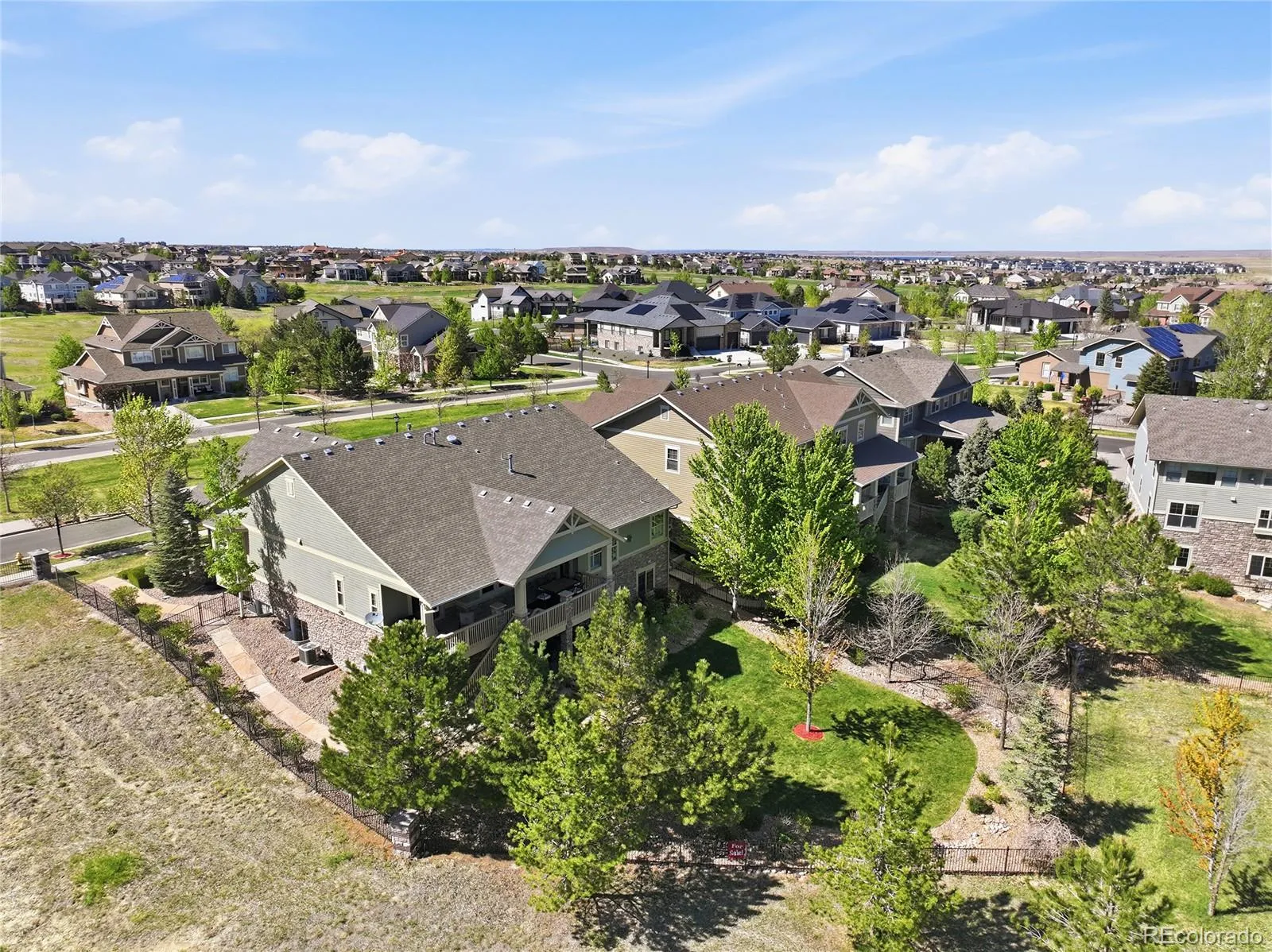 8120 S Blackstone Parkway Aurora CO 80016 MLS #REC9273085 05142026212917 1600 46