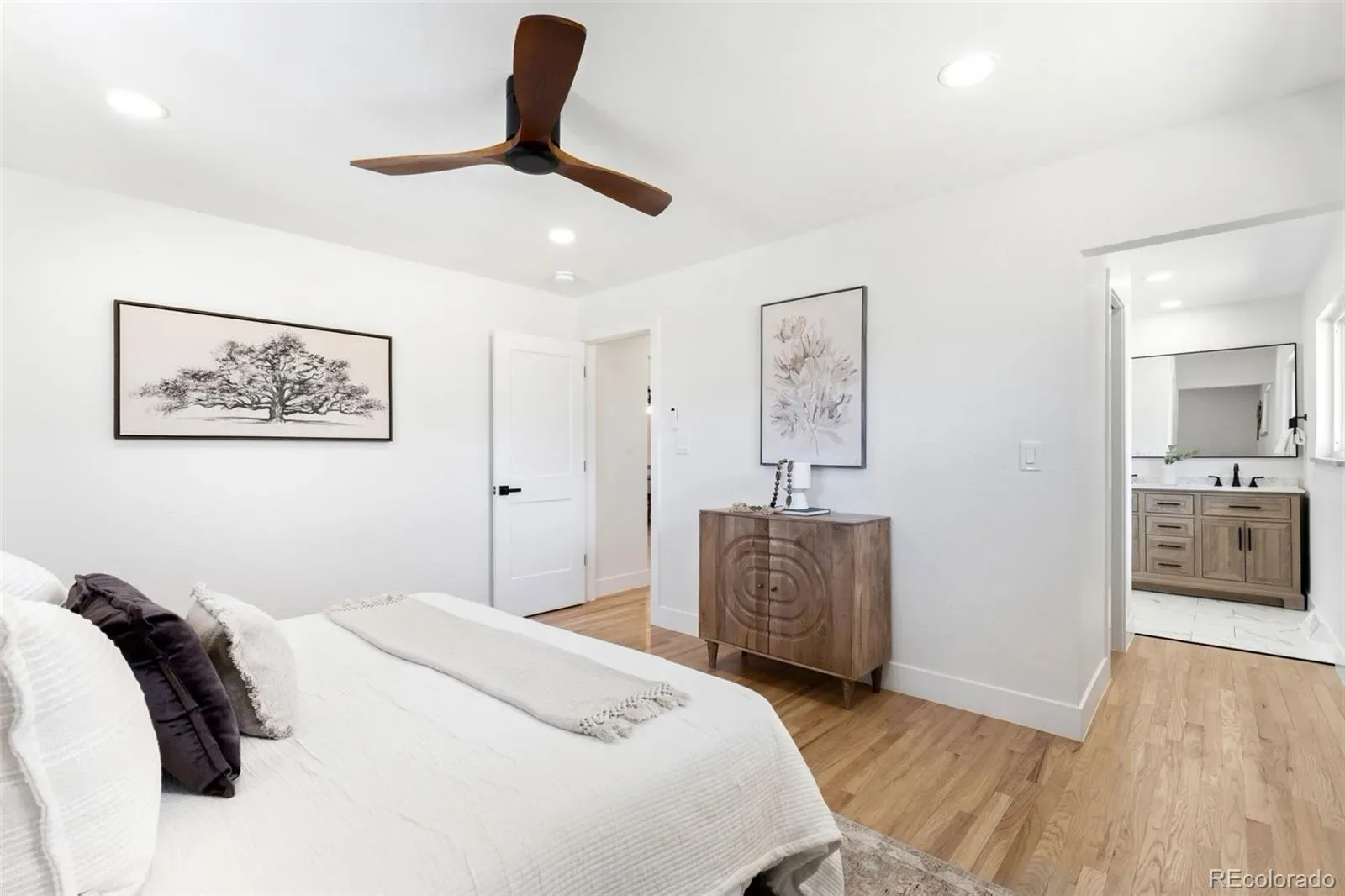 03202026201113 1600 12