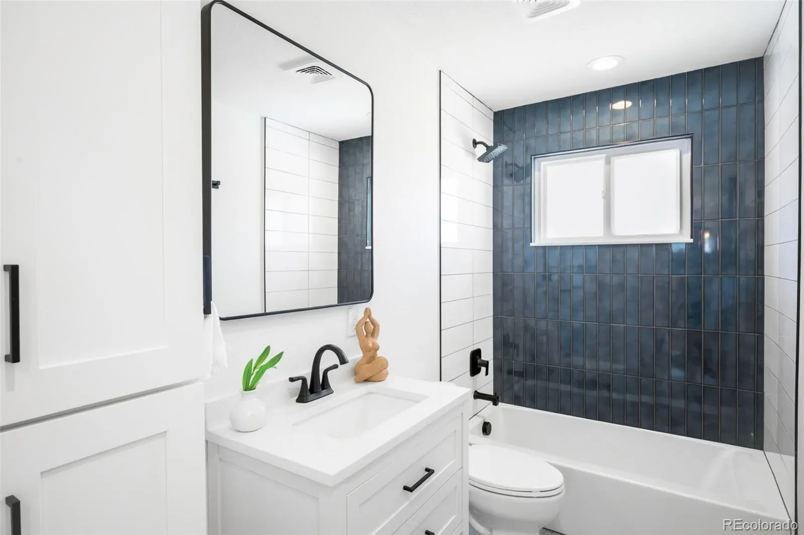 03202026201113 1600 16