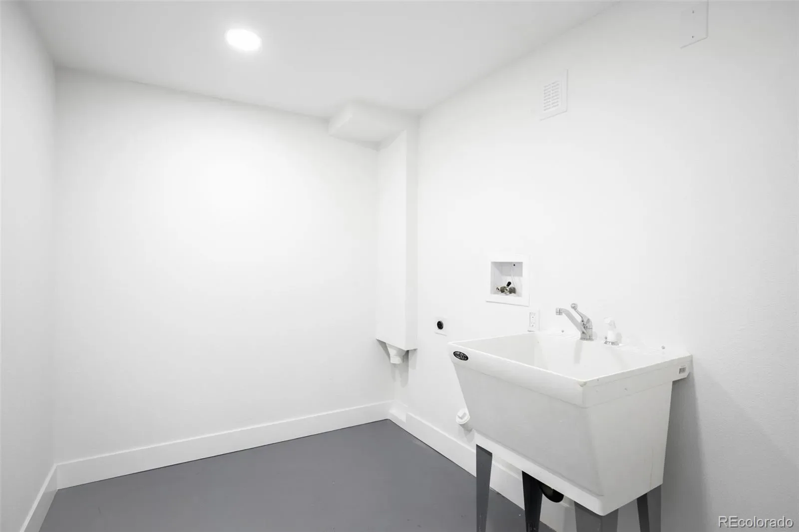 03202026201113 1600 23