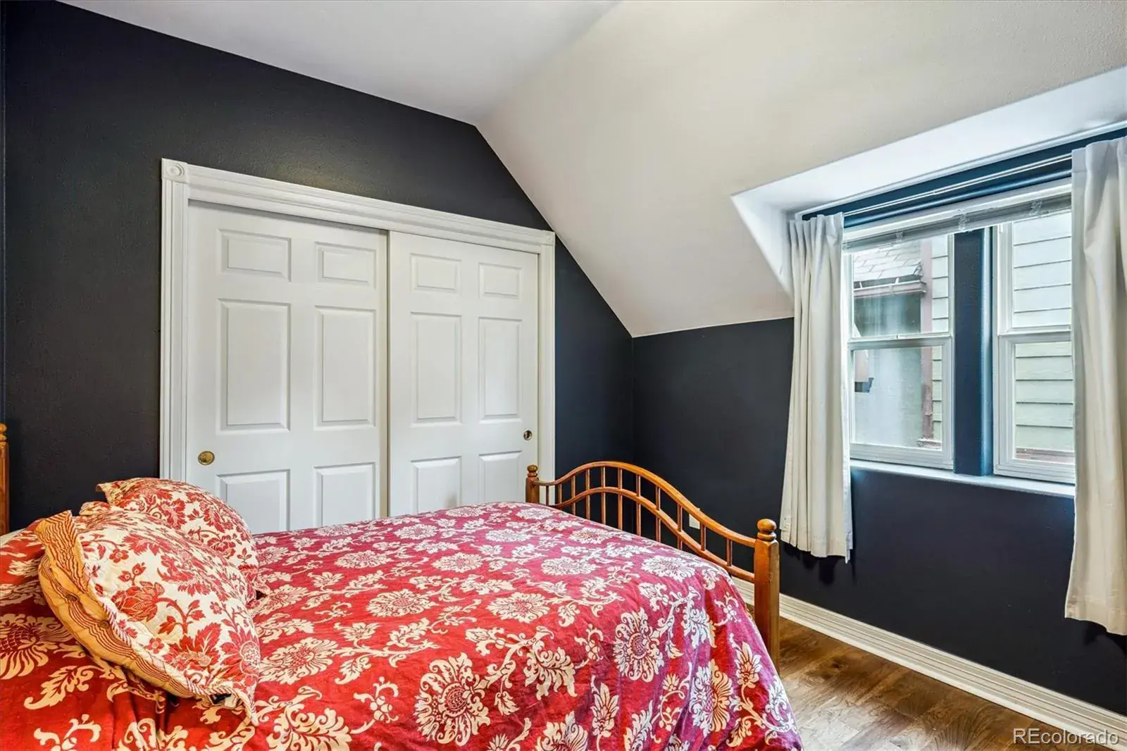 09112025040708 1600 24