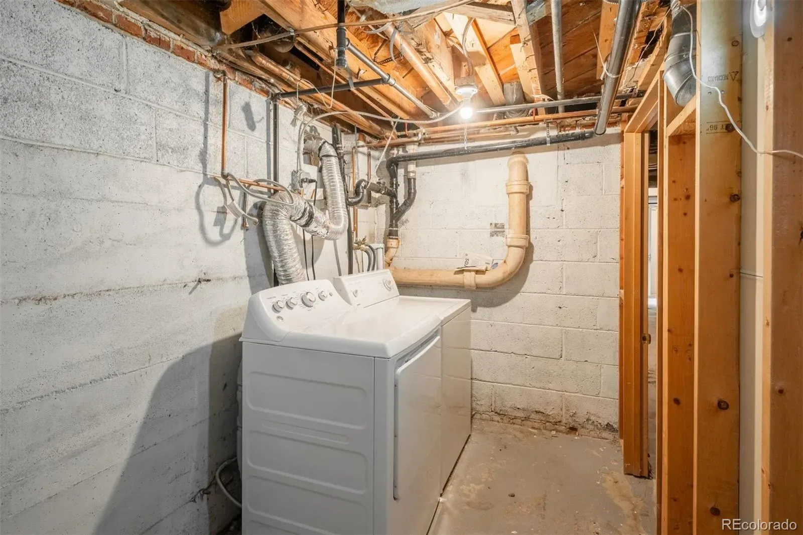 03232026215935 1600 13