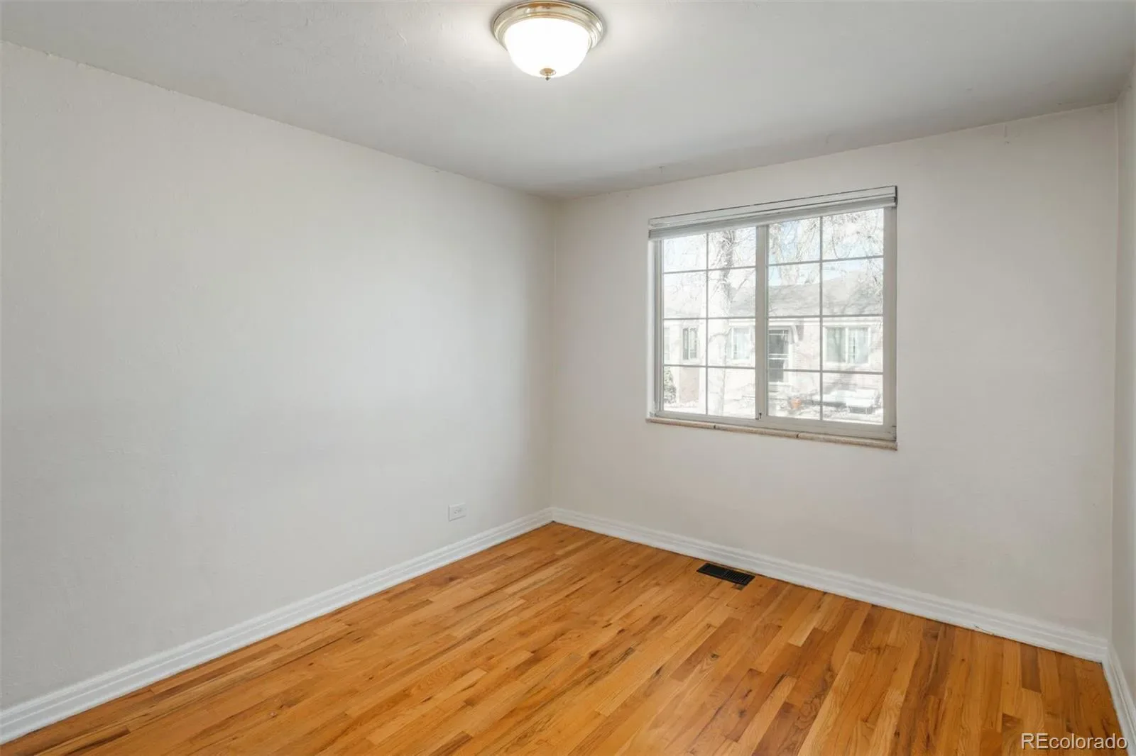 03232026215935 1600 8