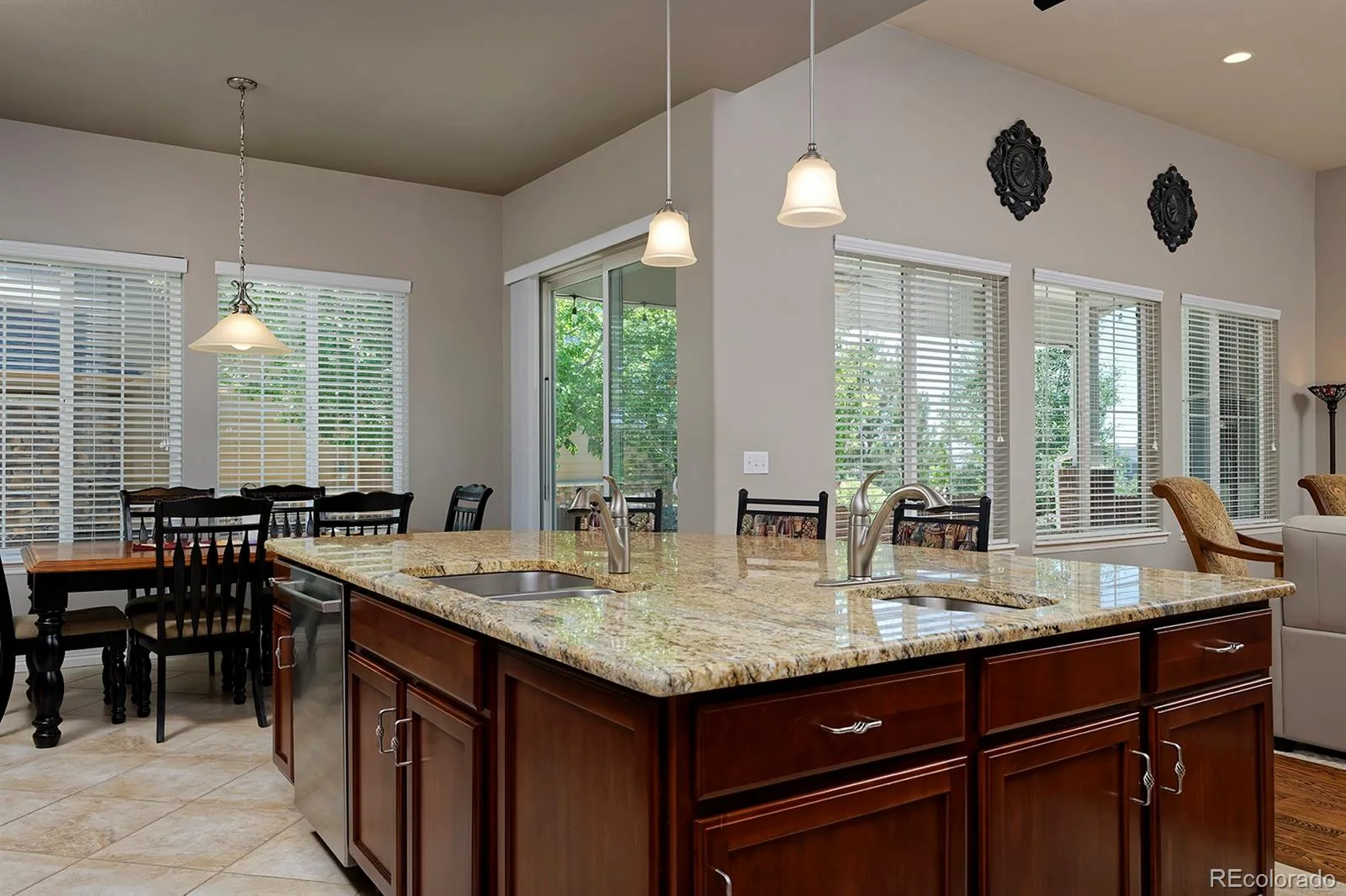 25526 E Arbor Drive Aurora CO 80016 MLS #REC9275257 06182026190914 1600 22