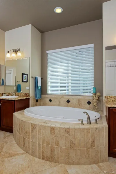 25526 E Arbor Drive Aurora CO 80016 MLS #REC9275257 06182026190914 800 33