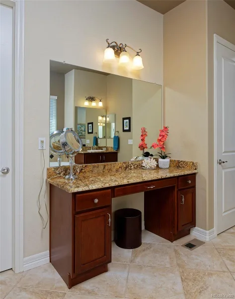 25526 E Arbor Drive Aurora CO 80016 MLS #REC9275257 06182026190914 800 34