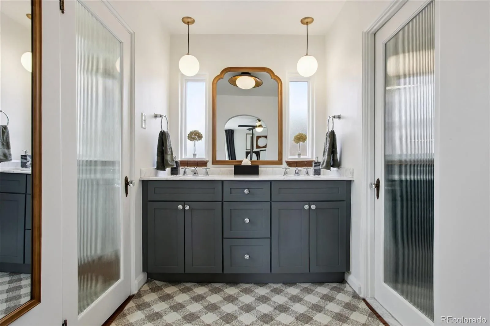 1521 Monaco Parkway Denver CO 80220 MLS #REC9275500 04292026153609 1600 19