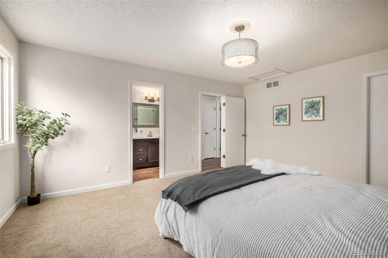 17721 E Grand Avenue Aurora CO 80015 MLS #REC9275802 05222026024948 1600 13