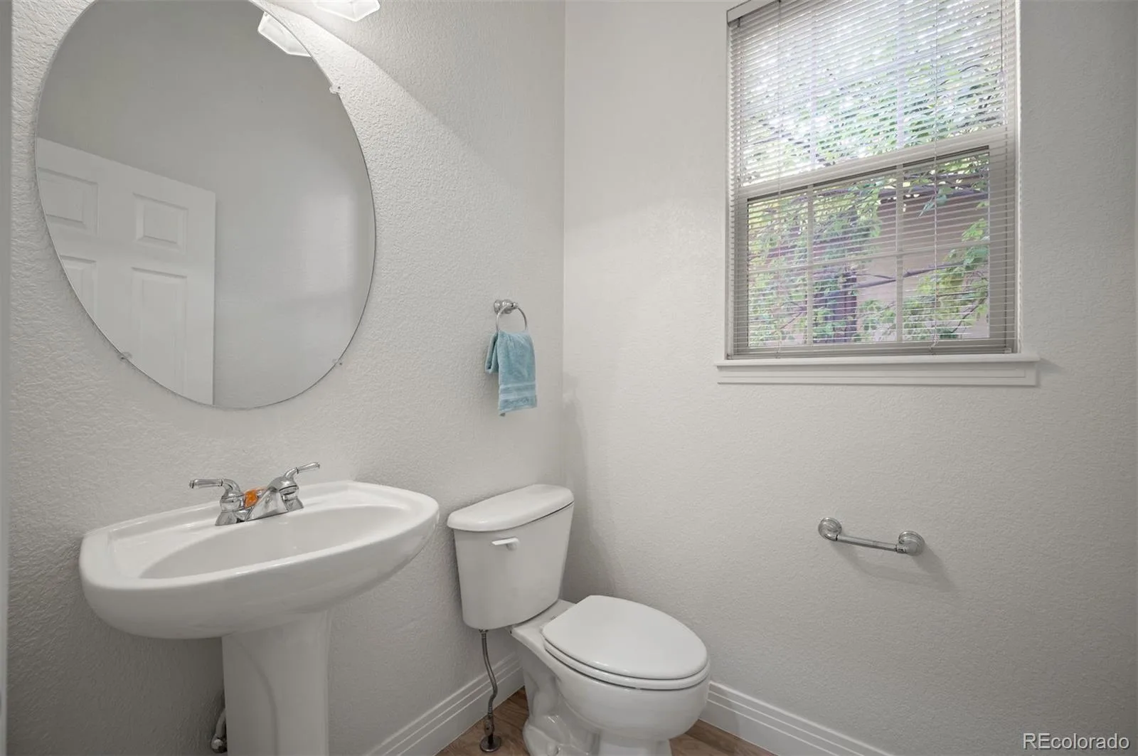1087 Syracuse Street Denver CO 80230 | MLS #REC9276101 09232026152034 1600 16