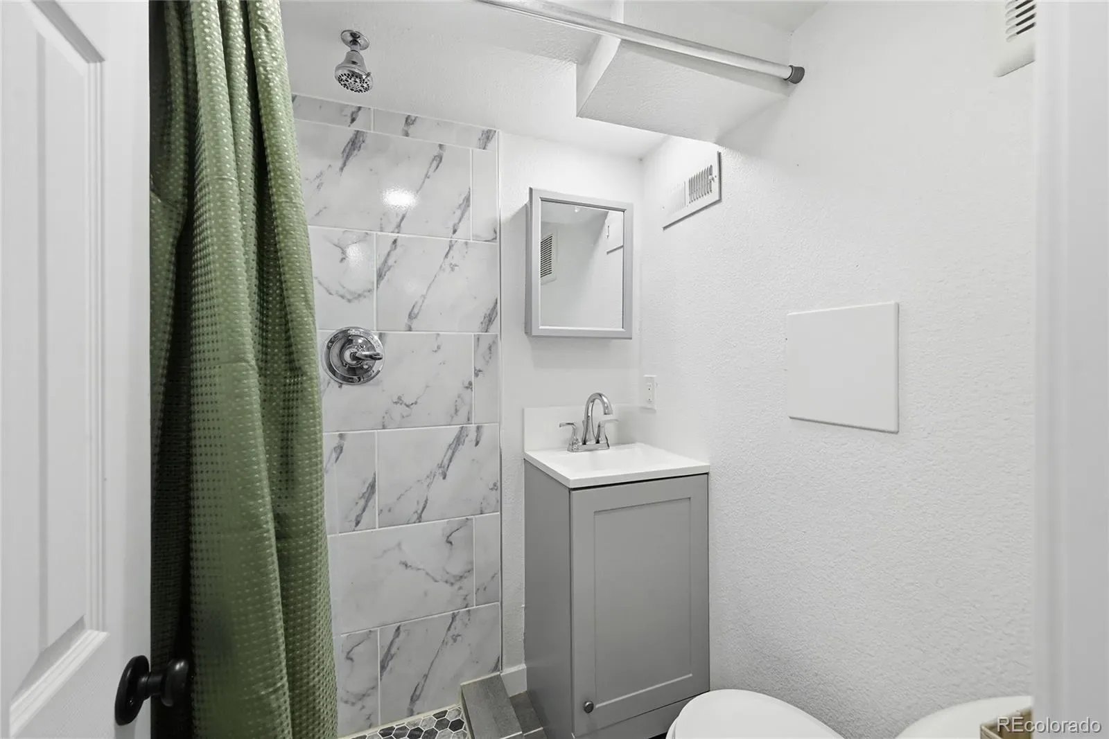 61 S Julian Street Denver CO 80219 MLS #REC9277955 03282026222248 1600 20