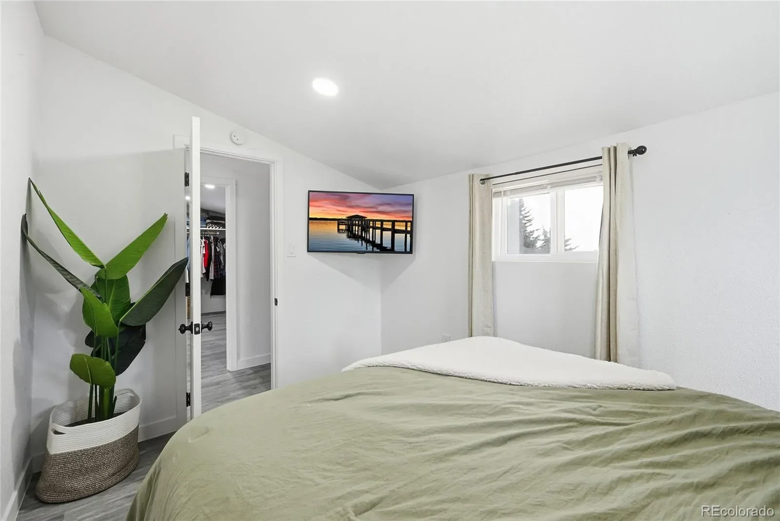 61 S Julian Street Denver CO 80219 MLS #REC9277955 03282026222248 1600 8