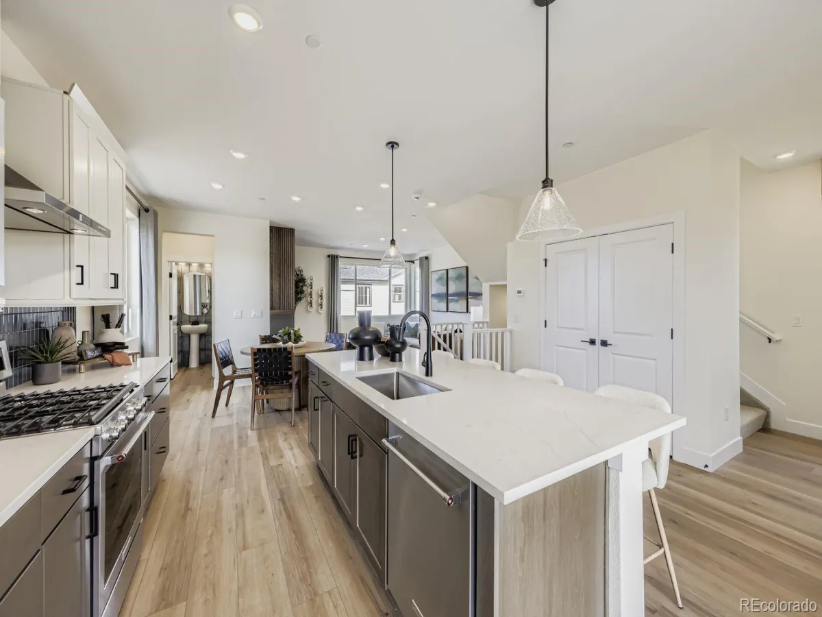 04222026175000 1200 11