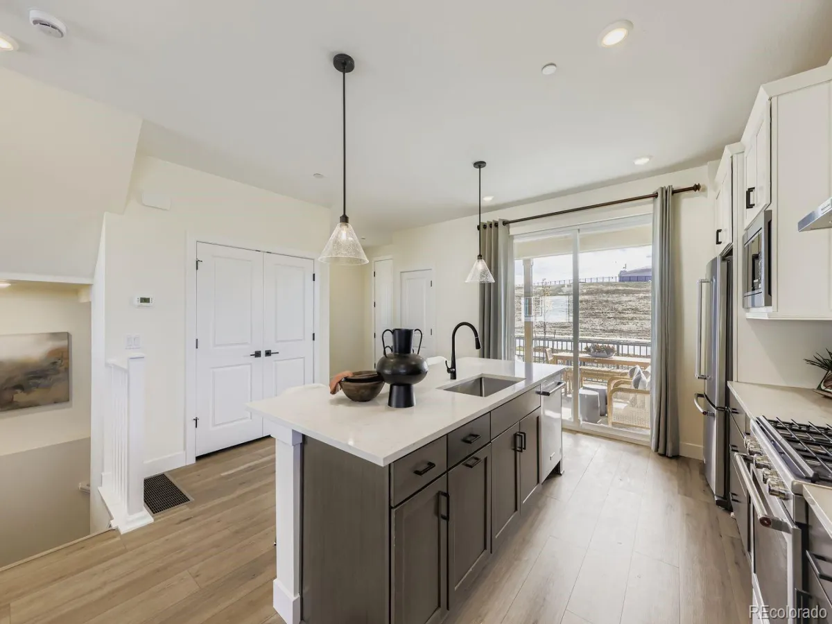 04222026175000 1200 12