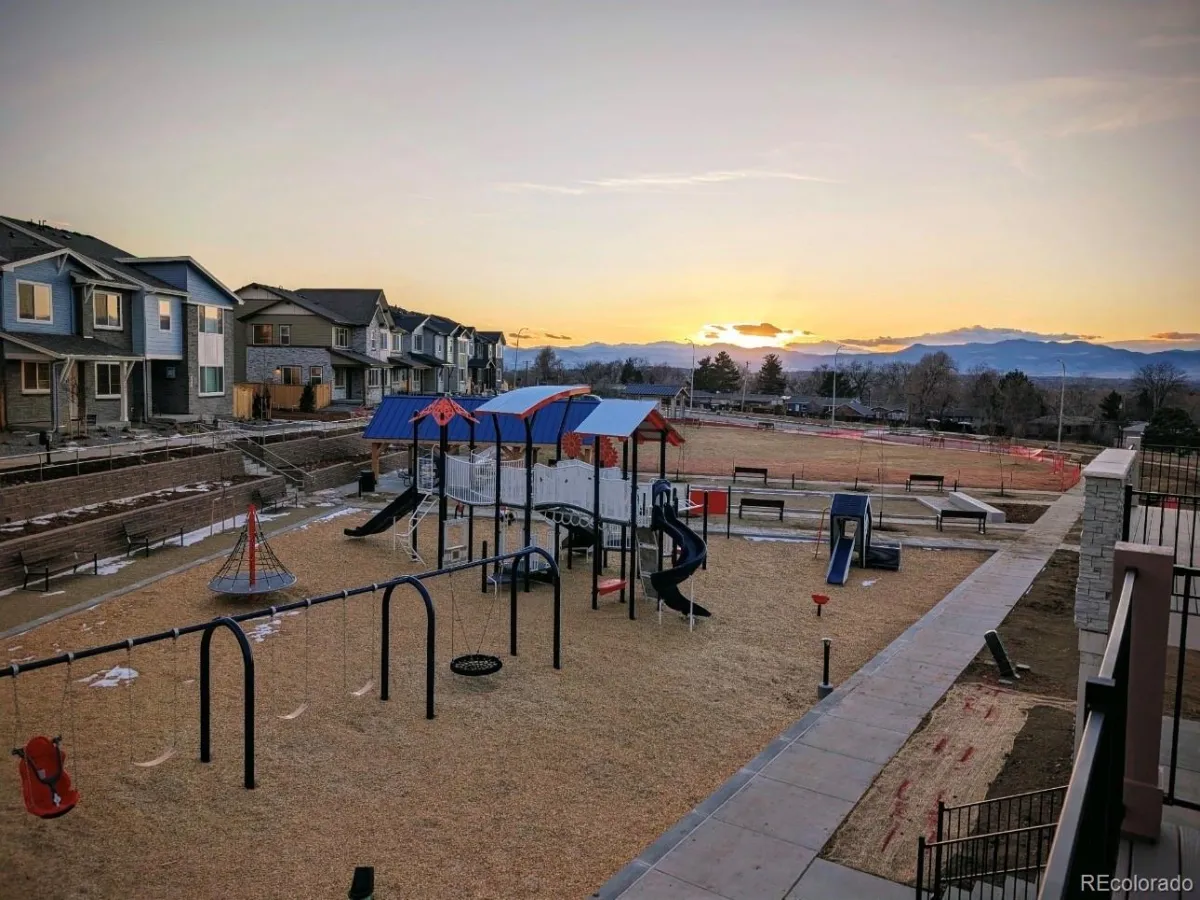 3854 W 82nd Lane Westminster CO 80031 MLS #REC9278985 05222026000806 1200 40