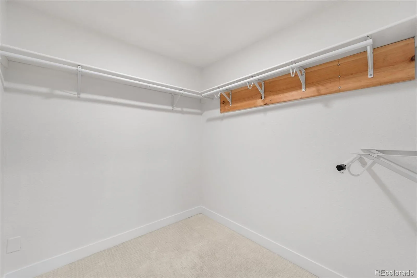 6905 W 41st Avenue Wheat Ridge CO 80033 | MLS #REC9279426 08052026213511 1600 17
