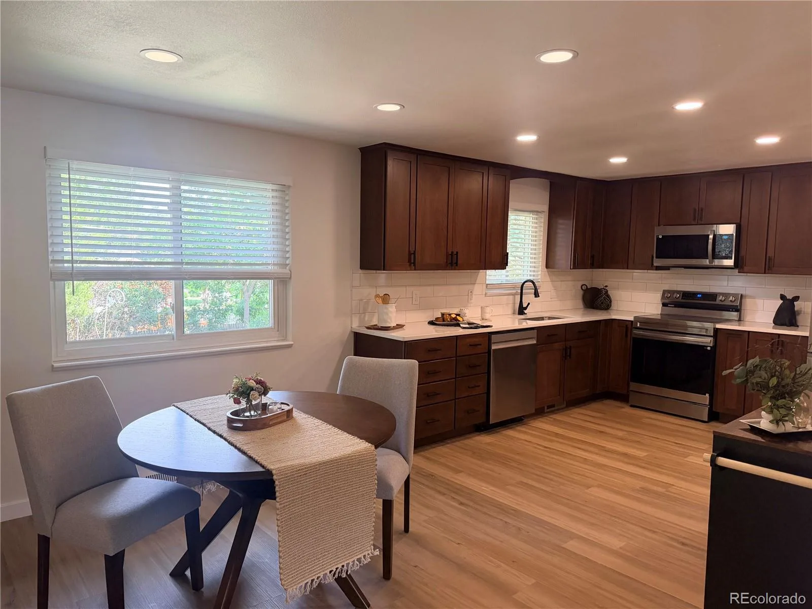 832 S Beech Street Lakewood CO 80228 | MLS #REC9282112 07272026232552 1600 11