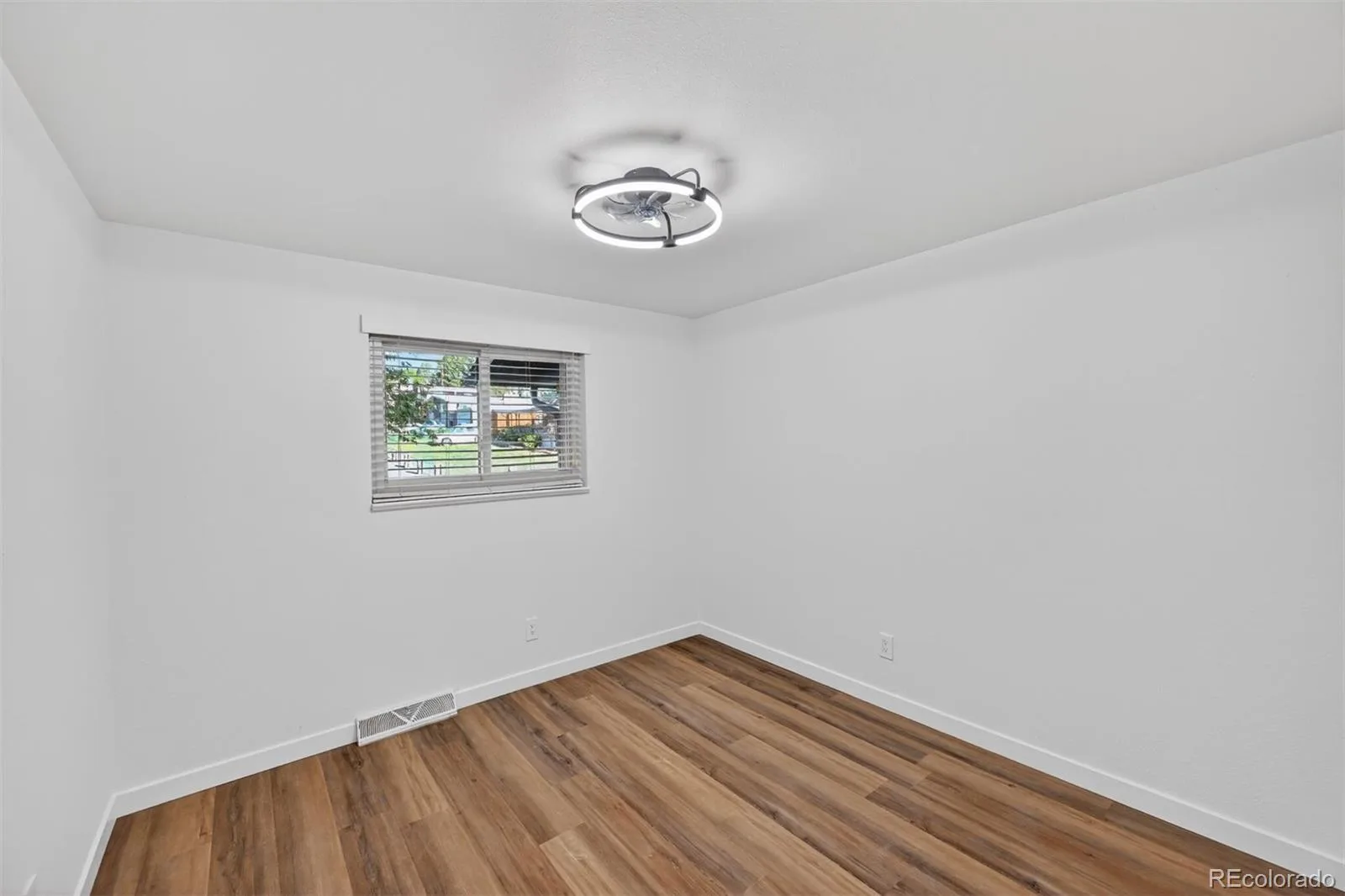 832 S Beech Street Lakewood CO 80228 | MLS #REC9282112 07272026232552 1600 18