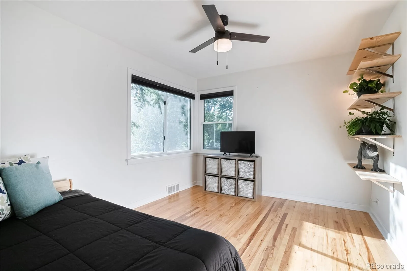 1218 S University Boulevard Denver CO 80210 MLS #REC9283631 06082026211715 1600 19