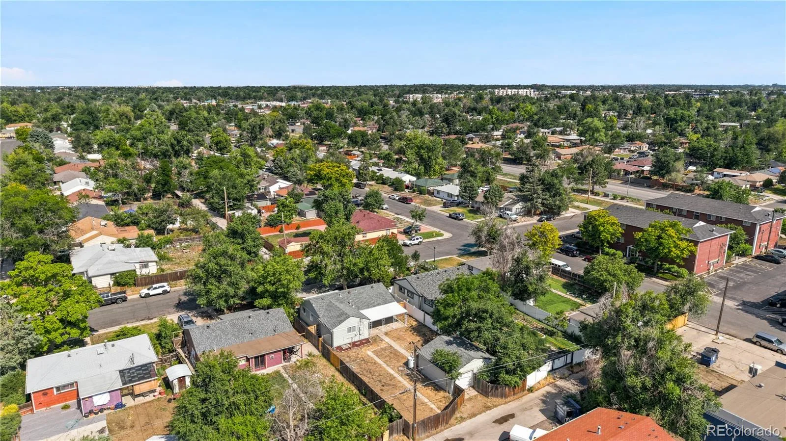 715 Emporia Street Aurora CO 80010 | MLS #REC9283891 06302026183745 1600 30