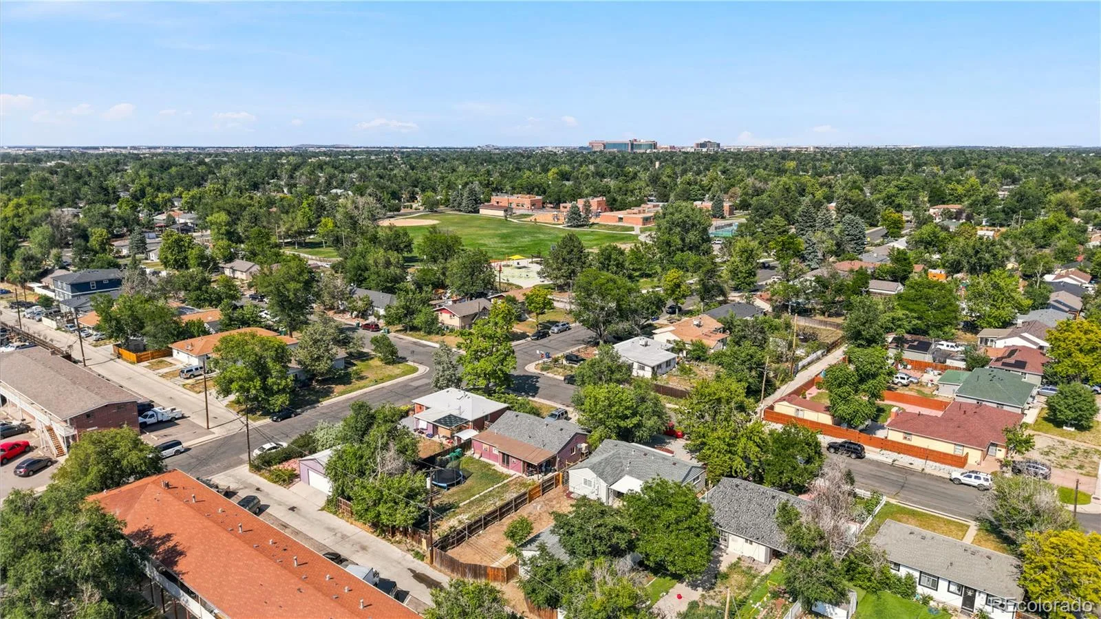 715 Emporia Street Aurora CO 80010 | MLS #REC9283891 06302026183745 1600 32