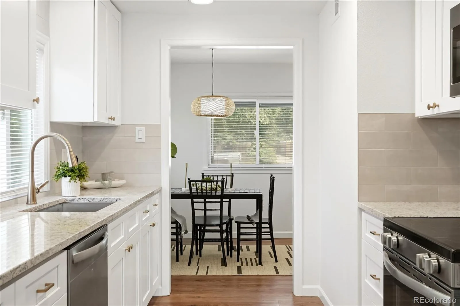 715 Emporia Street Aurora CO 80010 | MLS #REC9283891 06302026183745 1600 9