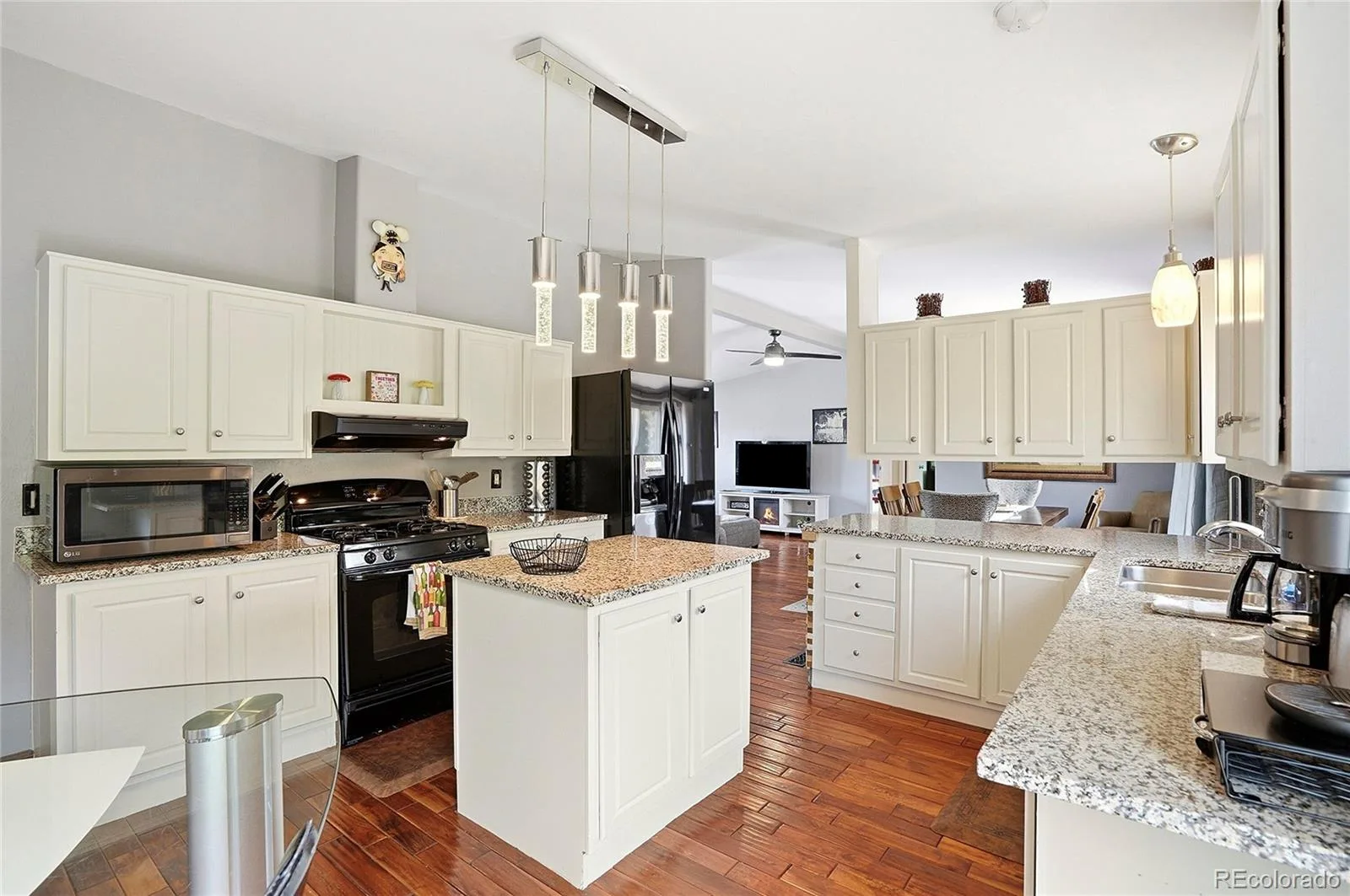 1571 Sheridan Boulevard Denver CO 80214 | MLS #REC9285102 07232026214051 1600 14