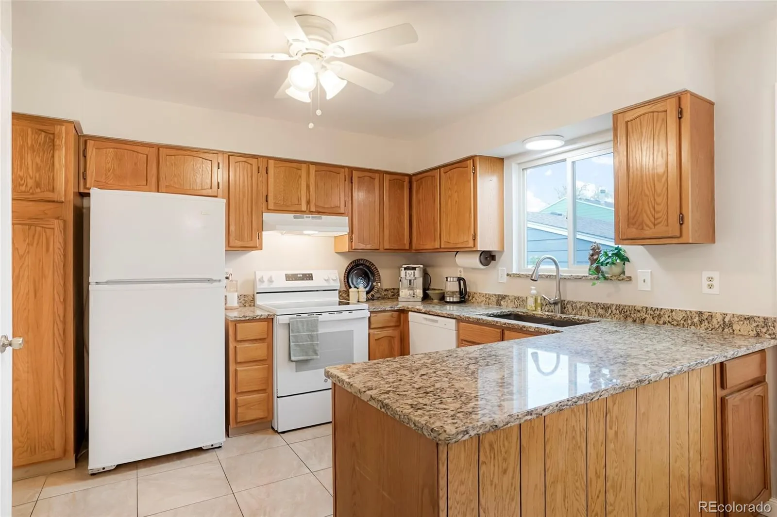 356 S Balsam Street Lakewood CO 80226 | MLS #REC9286940 10162026224516 1600 5